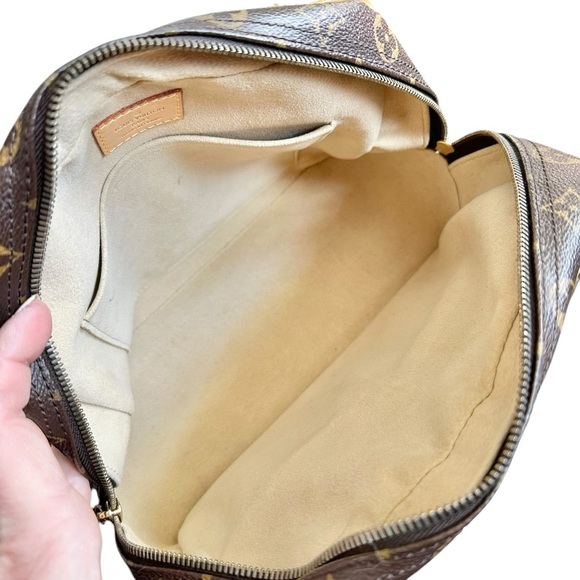 Authentic Louis Vuitton Monogram Leather Manhattan PM Satchel Bag with Dust Bag - Picture 9 of 16